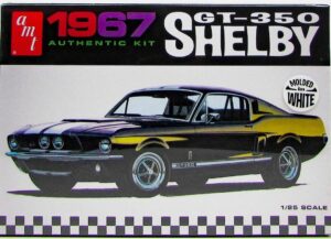 AMT 800 1/25 1967 Shelby GT350 - White 800 Model Kit