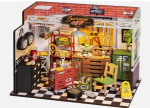 Rolife 3D DIY Wooden LED Garage Workshop Tiny House Decorative Craft Gift DG165