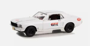 GREENLIGHT 13639 1/18 FORD MUSTANG 1967 THE MOD SQUAD TV SERIES 1968 TO 1973