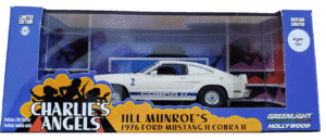 GREENLIGHT 86516 1/43 1976 FORD MUSTANG II COBRA II CHARLIES ANGELS