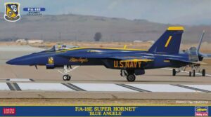 Hasegawa 02467 1:72 F/A-18E Super Hornet Blue Angels Kit With Bonus Patch SPECIAL OFFER