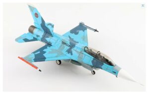 Hobby Master HA38017 1/72 F-16B Fighting Falcon "Top Gun" CONA Feb 2011 THFS