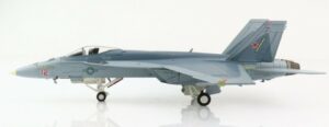 Hobby Master 1:72 USN Boeing F/A-18E Super Hornet Fighting Omars HA5124 THFS