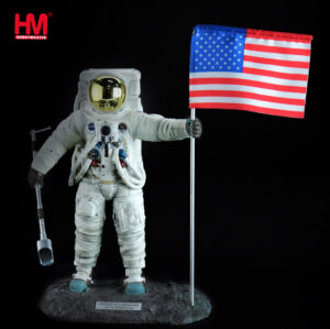 HOBBY MASTER HF8001 1/8 First Man On the Moon Neil Armstrong Apollo 11 Commander July 20 1969 Polyresin Statuette