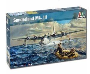 ITALERI 1352 1/72 RAF Sunderland MKIII Aircraft Model Kit