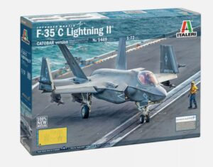 Italeri 1469 1/72 F-35C Lightning II CATOBAR Version  Model Kit