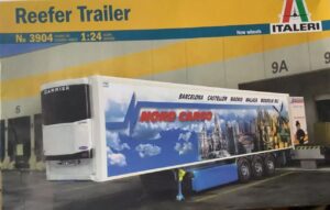 Italeri 3904 1/24 Reefer trailer model kit, scale ,