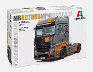 ITALERI 3968 1:24 TRUCK KIT MERCEDES BENZ ACTROS MP 4 BIG SPACE-GRAND PRIX