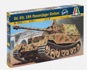 ITALERI 7012 1/72 WW2 German Panzerjager Elefant Military Model Kit