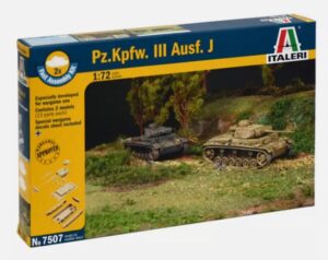 Italeri 7507 1/72 Pz.Kpfw.IIIJ - 2 x Wargame 20mm tank kits Plastic Model Kit