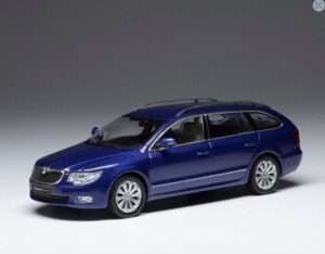 IXO CLC470N 1/43 Skoda Superb II 3T COMBI 2008 Metallic Blue Model Car