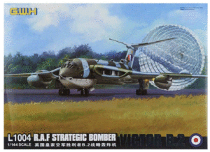 GREAT WALL HOBBY L1004 1/144 R.A.F. Strategic V Bomber VICTOR B.2