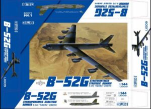 Great Wall Hobby L1009 1/144 Boeing B-52G Stratofortress Strategic Bomber