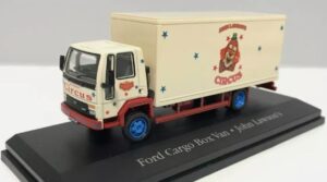 ATLAS HU15 1/76 FORD CARGO BOX VAN MODEL TRUCK 1:76 JOHN LAWSON'S CIRCUS