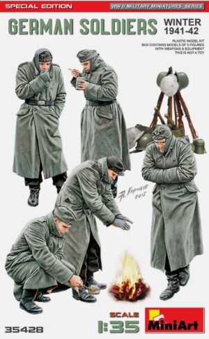 MiniArt 35428 1:35 German Soldiers Winter (1941-1942) Special Edition SOVIET STORM
