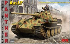 RYE FIELD MODELS 5045 1/35 PANTHER AUSF F WITH WORKABLE TRACKS