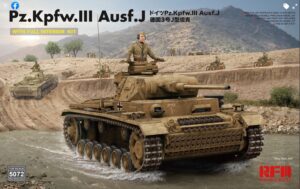Rye Field Model 1:35 Pz.Kpfw.III Ausf. J Full Interior Model Kit RM5072