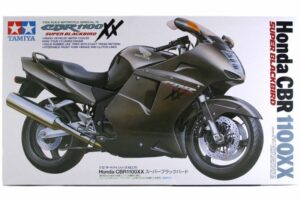 TAMIYA 1/12 HONDA CBR 1100XX S BLACKBIRD 14070