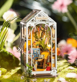 Rolife TGB06 Holiday Garden House DIY Book Nook Shelf Insert