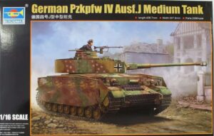 Trumpeter 1:16 00921 PzKpfw IV Ausf J German Medium Tank Military Model Kit WEST WALL
