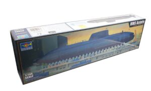 Trumpeter 05909 1/144 HMS Astute 05909 Submarine Plastic Model Kit
