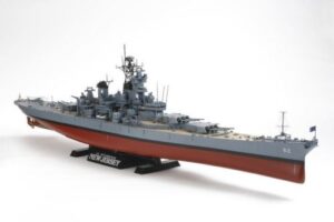 TAMIYA 1/350 USS NEW JERSEY BATTLESHIP 1990s SERVICE 78028